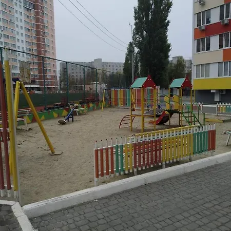 Алексеевские Акварели.. Kharkiv Exterior photo